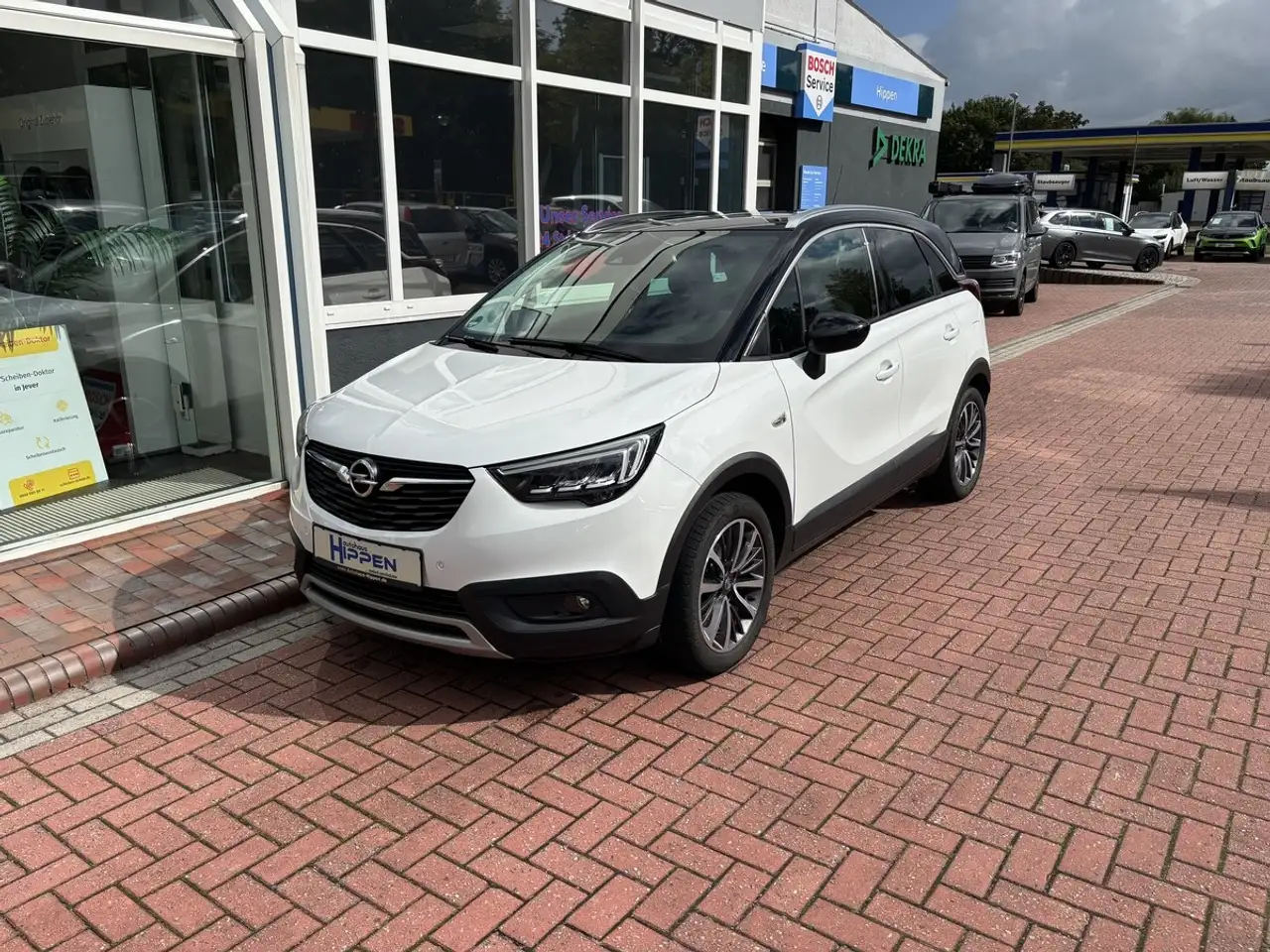 Opel Crossland X INNOVATION,Pano,Navi,RFK,Winterpaket,ZR neu — photo 1 of 15