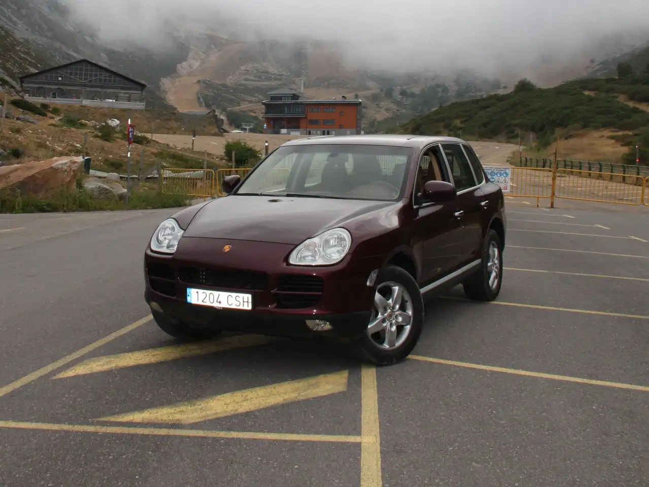 Porsche Cayenne Cayenne 4.5 Aut. — photo 1 of 17