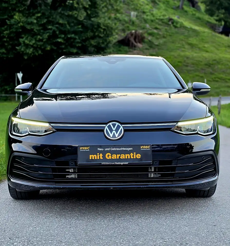 Volkswagen Golf *MASSAGE*1.Besitz*Servicegepflegt* — photo 1 of 40