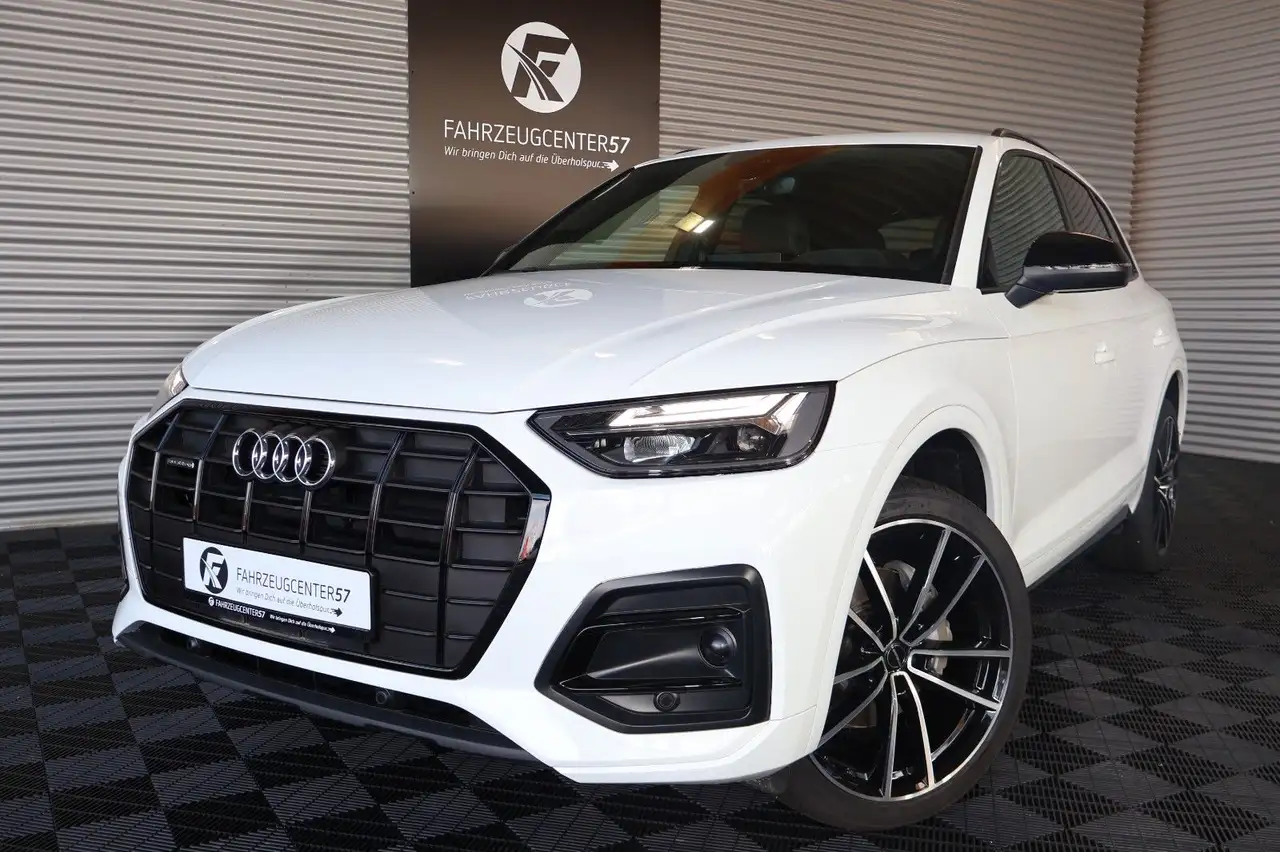 Audi Q5 45 TFSI QUATTRO/RFK/ACC/CARPLAY/LED — photo 1 of 19