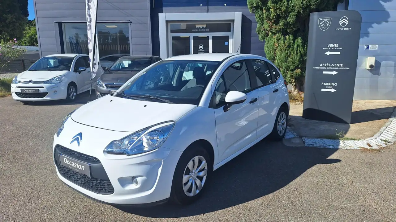 Citroen C3 C3 1.1i Airdream Attraction — photo 1 of 13