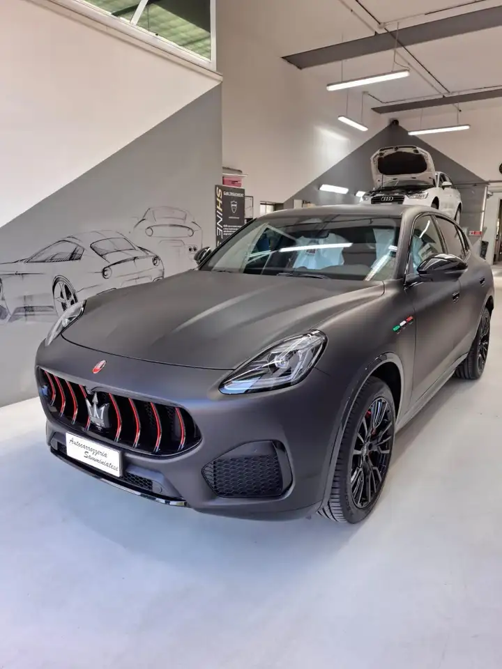 Maserati Grecale 2.0 mhev GT PrimaSerie 300cv auto — photo 1 of 9