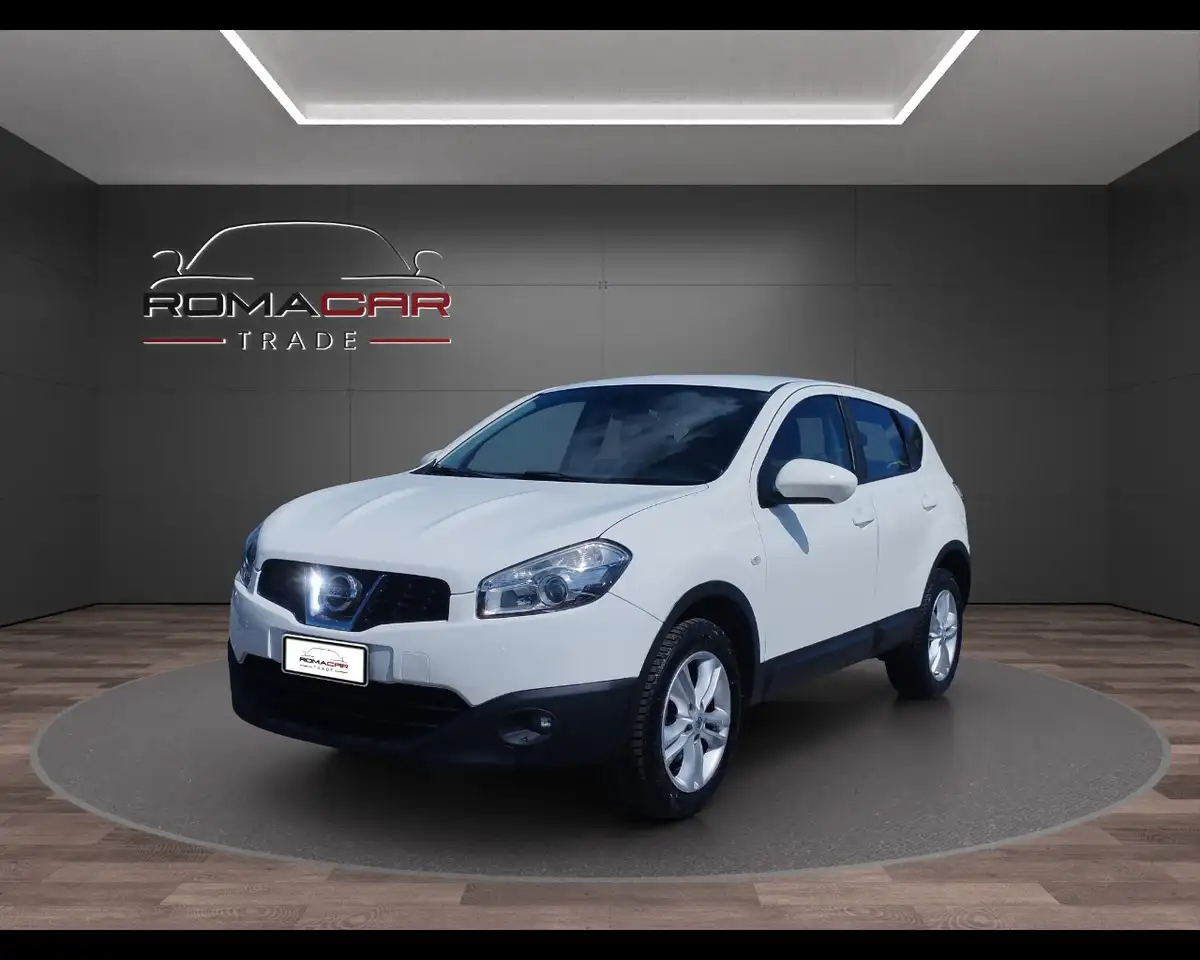 Nissan Qashqai 2.0 dCi DPF 4WD aut. Tekna — photo 1 of 15