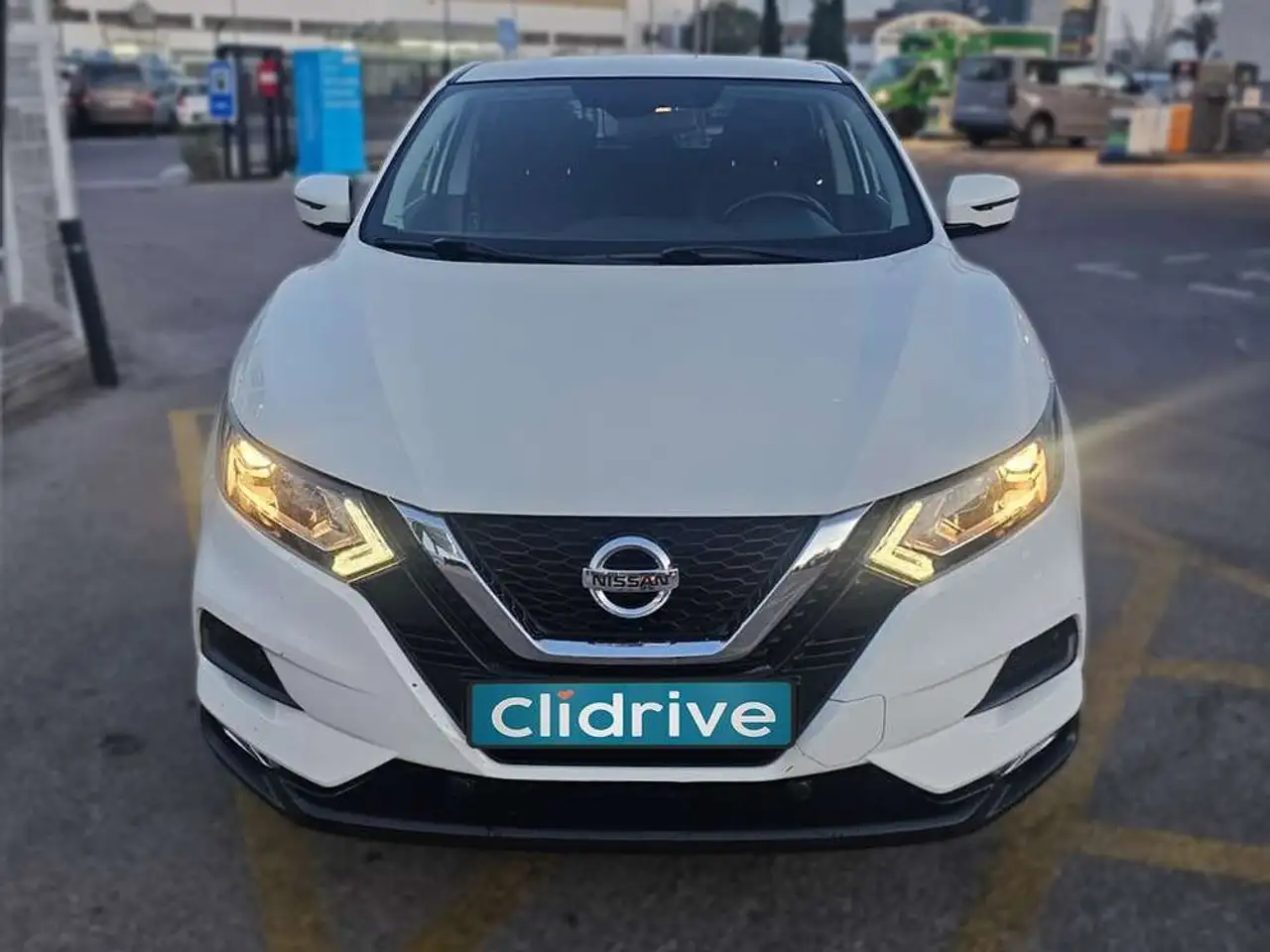 Nissan Qashqai dCi 115 CV E6D ACENTA — photo 1 of 8