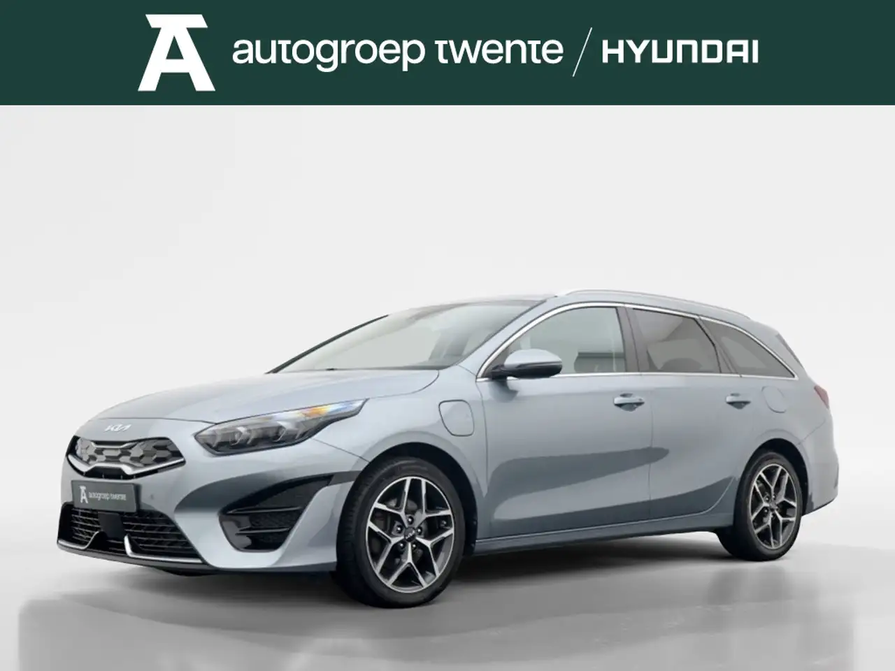 Kia Ceed SW / cee'd SW Sportswagon 1.6 GDI PHEV Dynamicline | Stoelverwar — photo 1 of 40