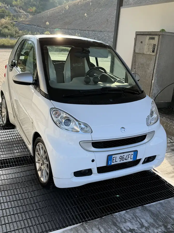 smart forTwo 0.8 cdi Passion 54cv FL — photo 1 of 8
