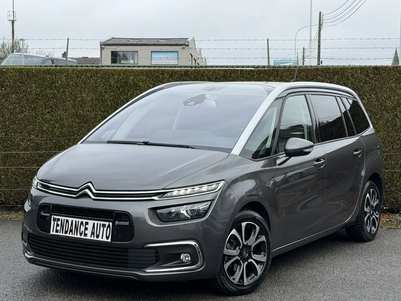 Citroen C4 SpaceTourer 1.5 HDi Exclusive - 7 Places - FULL Options ! — photo 1 of 15