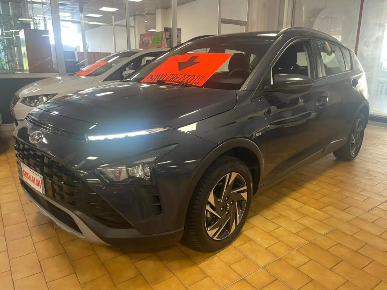 Hyundai BAYON 1.0 T-GDI Hybrid 48V iMT XLine MHEV VIDEO — photo 1 of 15