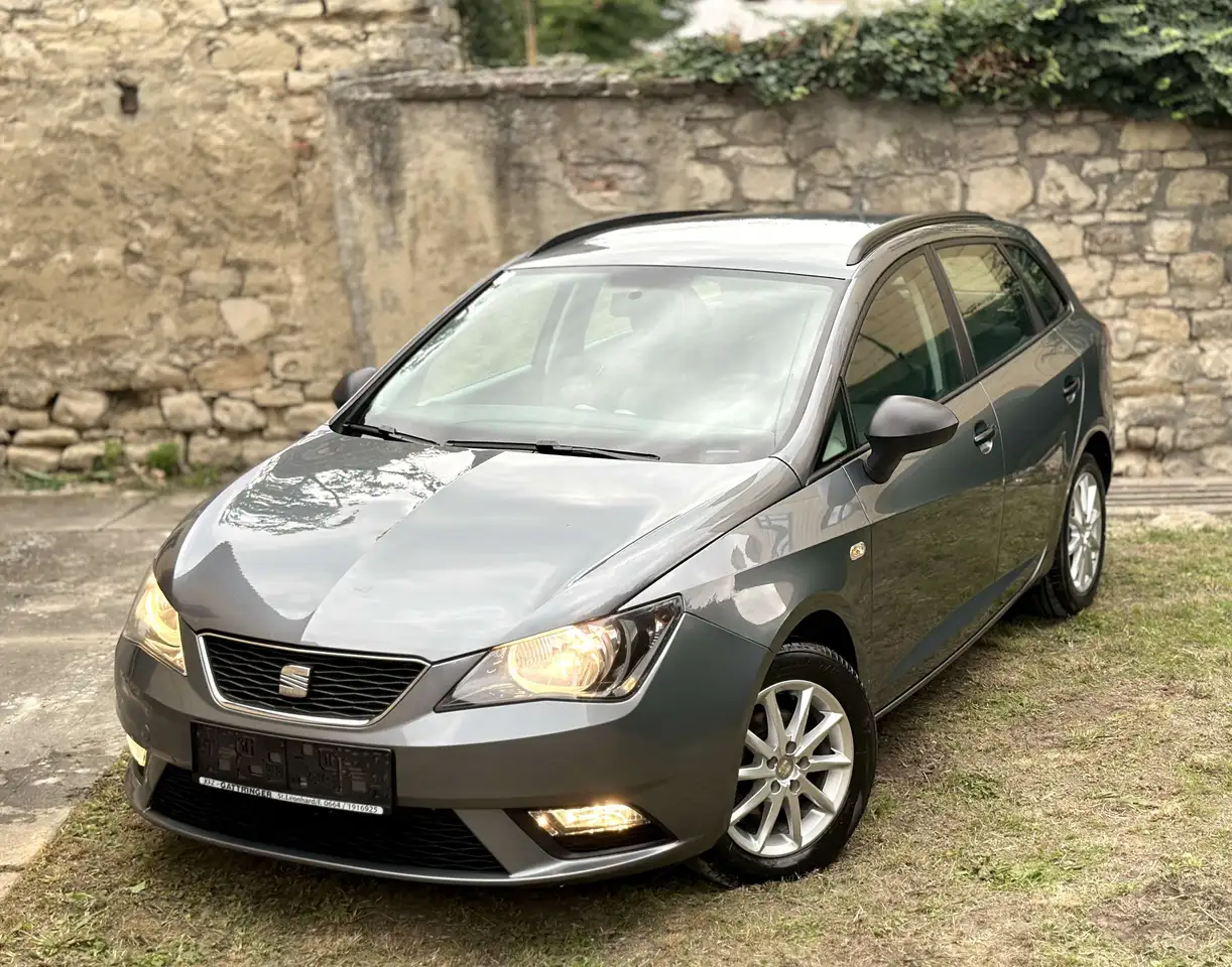 SEAT Ibiza NEUES PICKERL ST Chili — photo 1 of 20