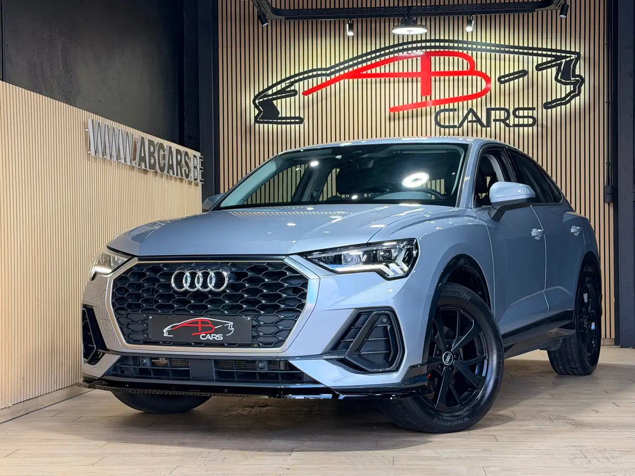 Audi Q3 Sportback * COUPE * 35 TFSI * LOOK S line * S tronic — photo 1 of 15