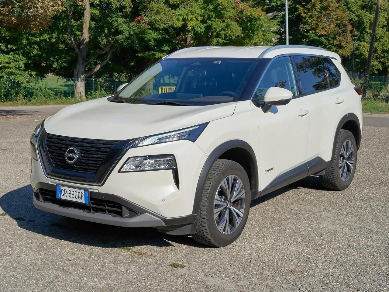 Nissan X-Trail X-Trail IV 2023 1.5 e-power N-Connecta 2wd auto — photo 1 of 15