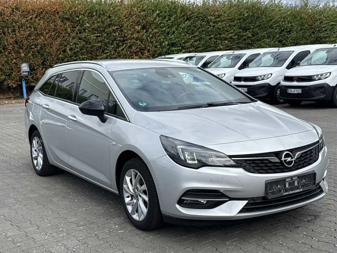 Opel Astra K ST Elegance Kamera*LED*Navi*LM*Winterpak — photo 1 of 16