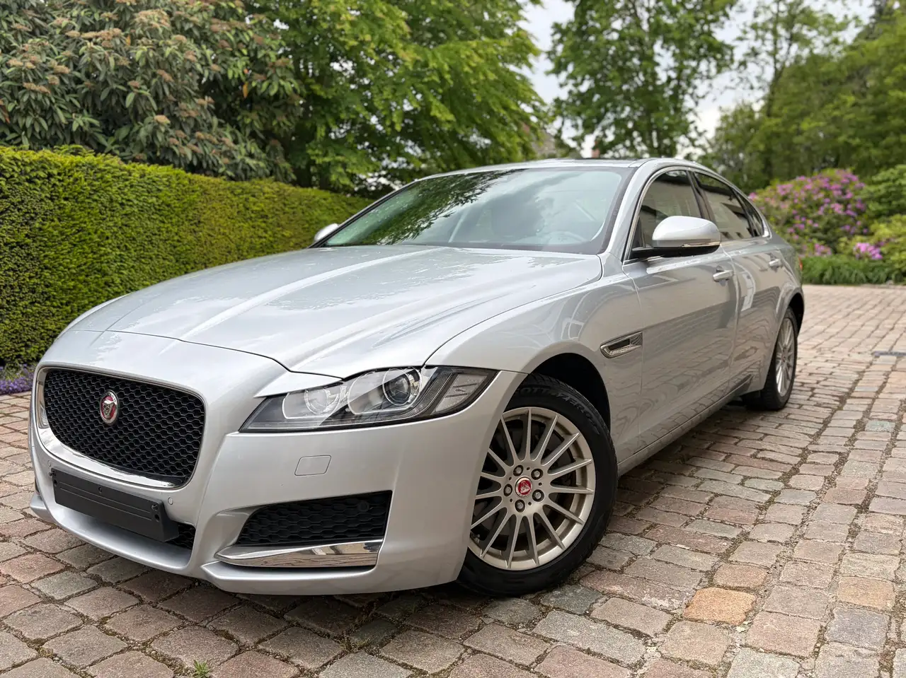 Jaguar XF 2.0 T Prestige Pano Dak ### 58000 km ### — photo 1 of 15