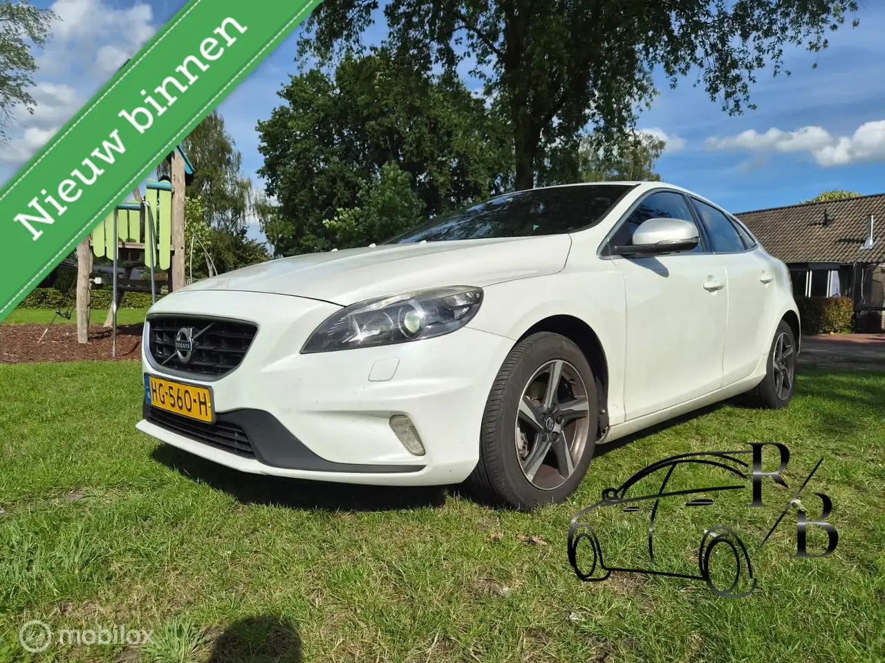 Volvo V40 2.0 D2 Summum NAVI CRUISE AIRCO APK — photo 1 of 13