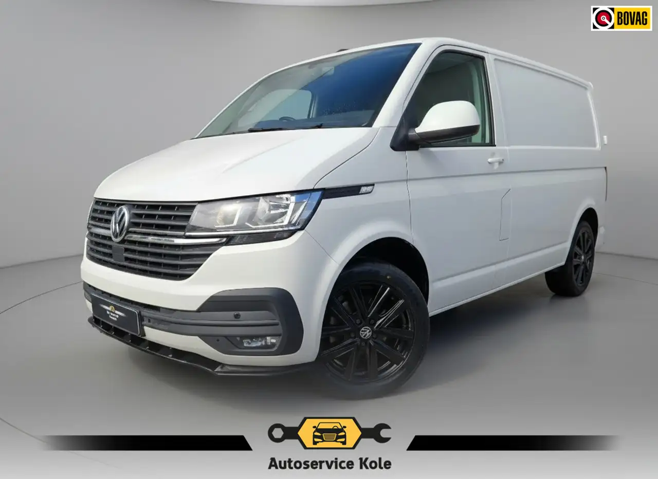 Volkswagen Transporter 2.0 TDI L1H1 150PK * Trekhaak * Navigatiesysteem * — photo 1 of 35