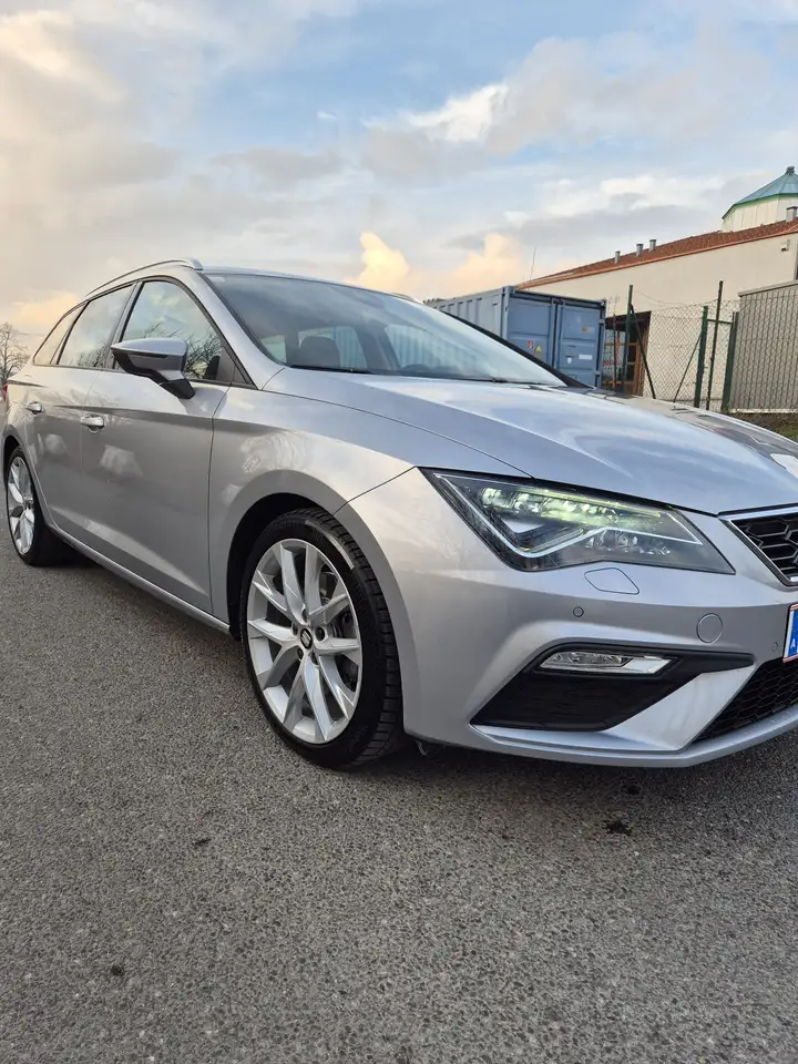 SEAT Leon ST FR 2,0 TSI DSG — photo 1 of 16